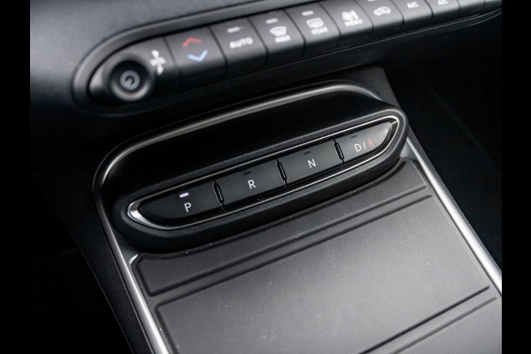Jeep Avenger Summit 54 kWh | Clima | Camera | Apple Carplay | Elektr. A-Klep | Winter Pack | Navi | BSM | Warmtepomp