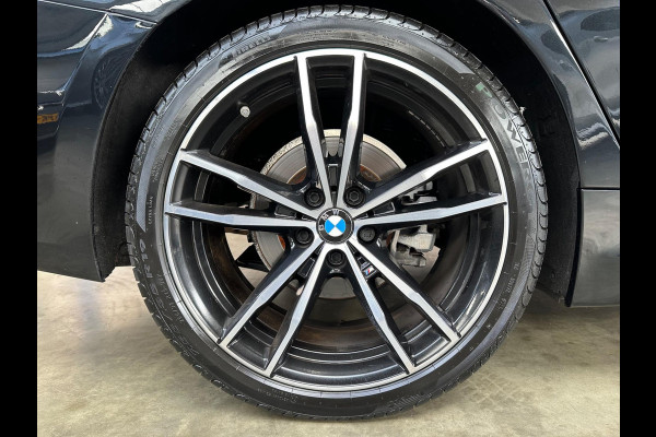 BMW 3 Serie Touring 318i M-Sport 291PK 340i Uitgevoerd Automaat|Navi|Adaptive Cruise