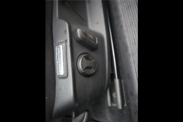 Volkswagen Passat Variant 1.4 TSI Comfortline Business / Adapt. Cruise / Navigatie