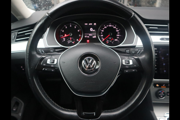 Volkswagen Passat Variant 1.4 TSI Comfortline Business / Adapt. Cruise / Navigatie