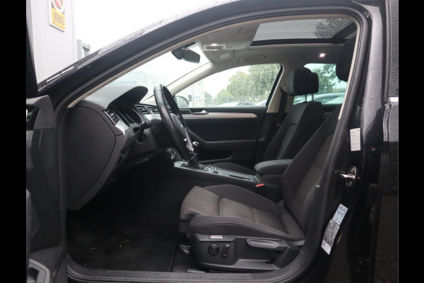 Volkswagen Passat Variant 1.4 TSI Comfortline Business / Adapt. Cruise / Navigatie