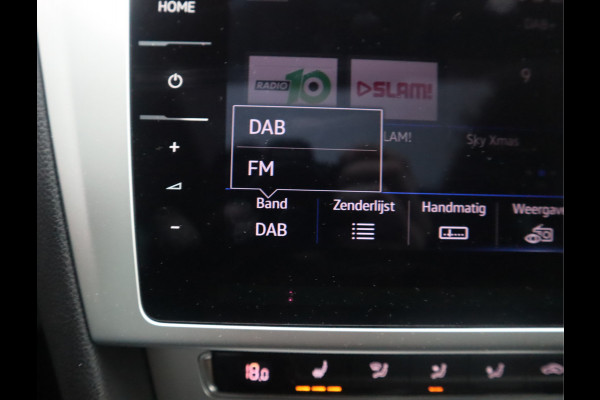 Volkswagen Passat Variant 1.4 TSI Comfortline Business / Adapt. Cruise / Navigatie