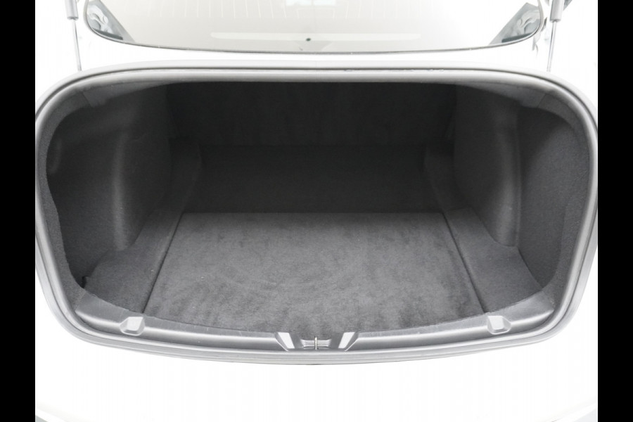 Tesla Model 3 Long Range AWD 75kWh Soh 89% Lmv 19" Navi Ecc Leder Panoramadak Adaptive Cruise Control Autopilot Elek.Stoelen+Verwarmd+Memory Premium Audio 4WD Privacy Glas Fabrieksgarantie op Accu en motor tot 24-08-2028 1e Eigenaar Origineel Nederlandse Auto