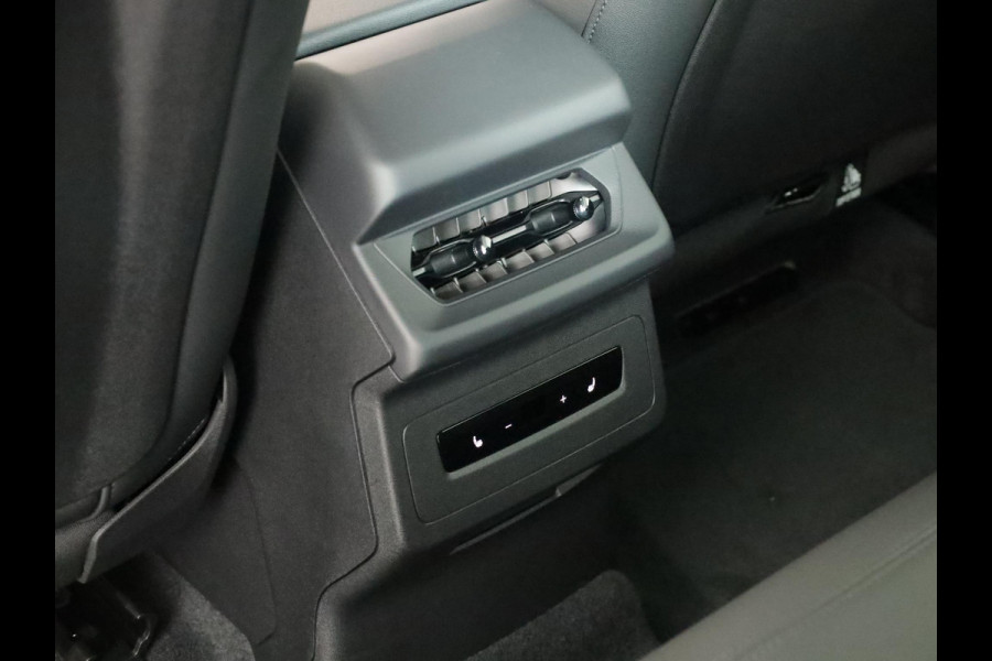 Audi Q6 e-tron Advanced edition e-tron perf 225kW/306pk 100Kwh Ha Tech Plus pakket, sportstoelen met leder, bumpers in kleur carrosserie, omgevingscamera's