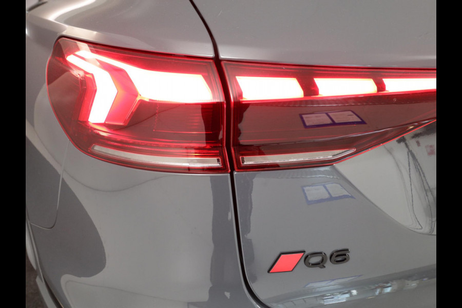 Audi Q6 e-tron Advanced edition e-tron perf 225kW/306pk 100Kwh Ha Tech Plus pakket, sportstoelen met leder, bumpers in kleur carrosserie, omgevingscamera's