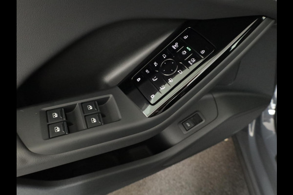 Audi Q6 e-tron Advanced edition e-tron perf 225kW/306pk 100Kwh Ha Tech Plus pakket, sportstoelen met leder, bumpers in kleur carrosserie, omgevingscamera's