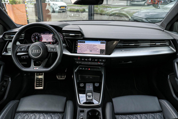 Audi A3 Sportback 45 TFSI e RS STOELEN - PANO - B&O - SFEER - CAMERA