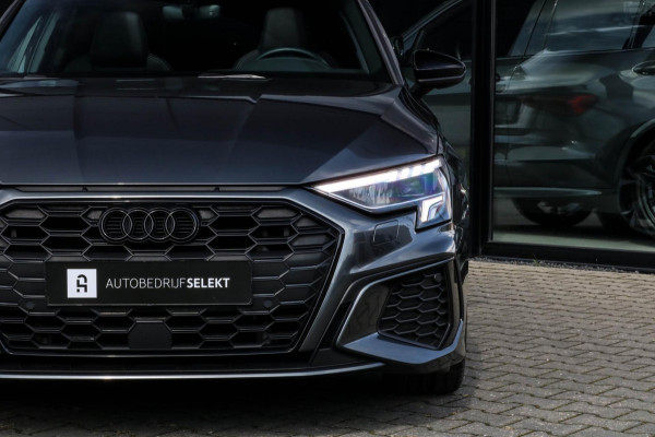 Audi A3 Sportback 45 TFSI e RS STOELEN - PANO - B&O - SFEER - CAMERA