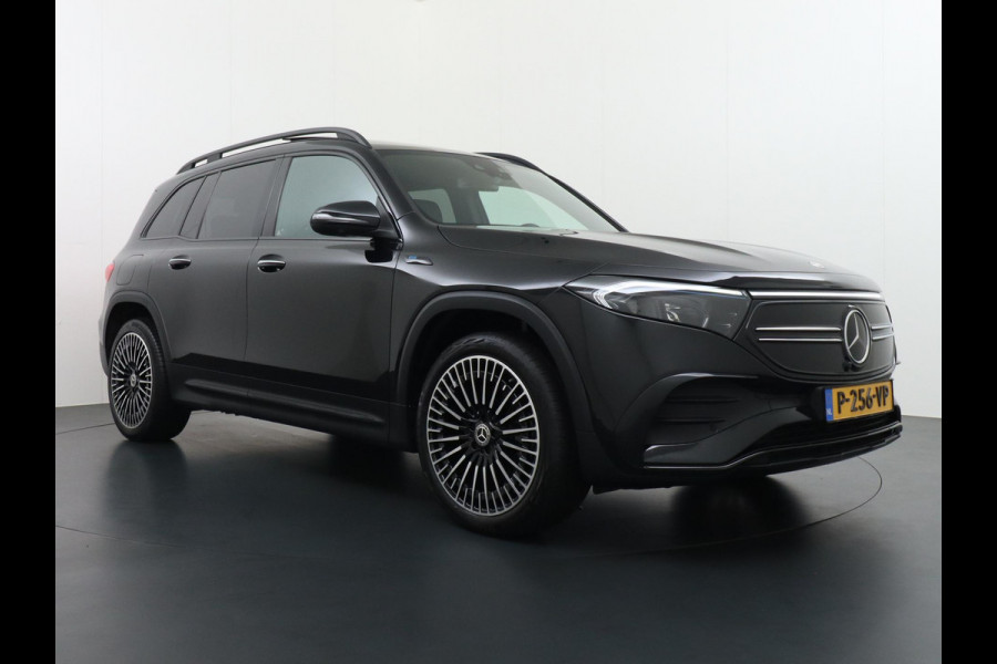 Mercedes-Benz EQB 250 AMG Line 7p. 67 kWh VAN: 38.900,- VOOR: 35.877,- UW HERFSTVOORDEEL: 3.023,- PANORAMADAK | ELECTR STOELEN+geheugen | AMBILIGHT | ADAPTIVE CRUISE | HEAD UP | MEGA COMPLEET!