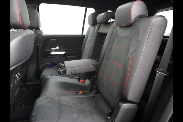 Mercedes-Benz EQB 250 AMG Line 7p. 67 kWh VAN: 38.900,- VOOR: 35.877,- UW HERFSTVOORDEEL: 3.023,- PANORAMADAK | ELECTR STOELEN+geheugen | AMBILIGHT | ADAPTIVE CRUISE | HEAD UP | MEGA COMPLEET!