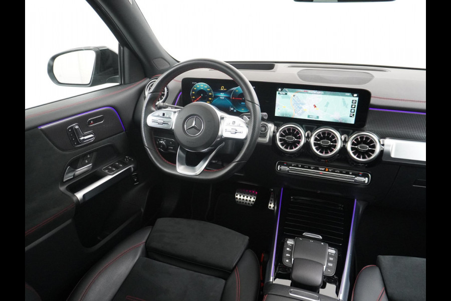 Mercedes-Benz EQB 250 AMG Line 7p. 67 kWh VAN: 38.900,- VOOR: 35.877,- UW HERFSTVOORDEEL: 3.023,- PANORAMADAK | ELECTR STOELEN+geheugen | AMBILIGHT | ADAPTIVE CRUISE | HEAD UP | MEGA COMPLEET!