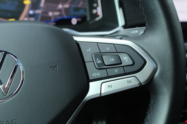 Volkswagen Polo 1.0 TSI 96pk R-Line DSG7 NL-Auto NAP Panoramadak Clima Cruise Navi Camera Dig. Cockpit IQ Light 16"LMV