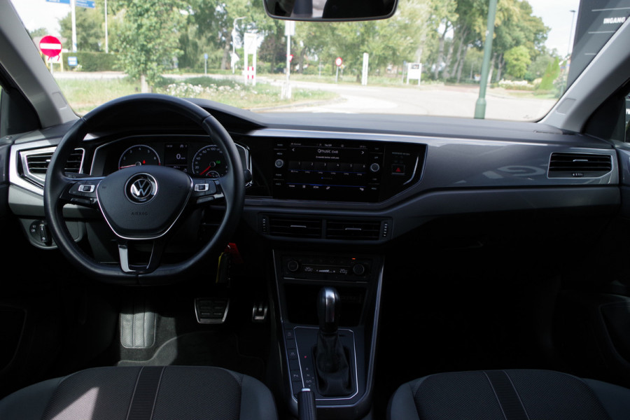 Volkswagen Polo 1.0 TSI Highline 110 PK Automaat, Carplay, LED, Stoelverwarming