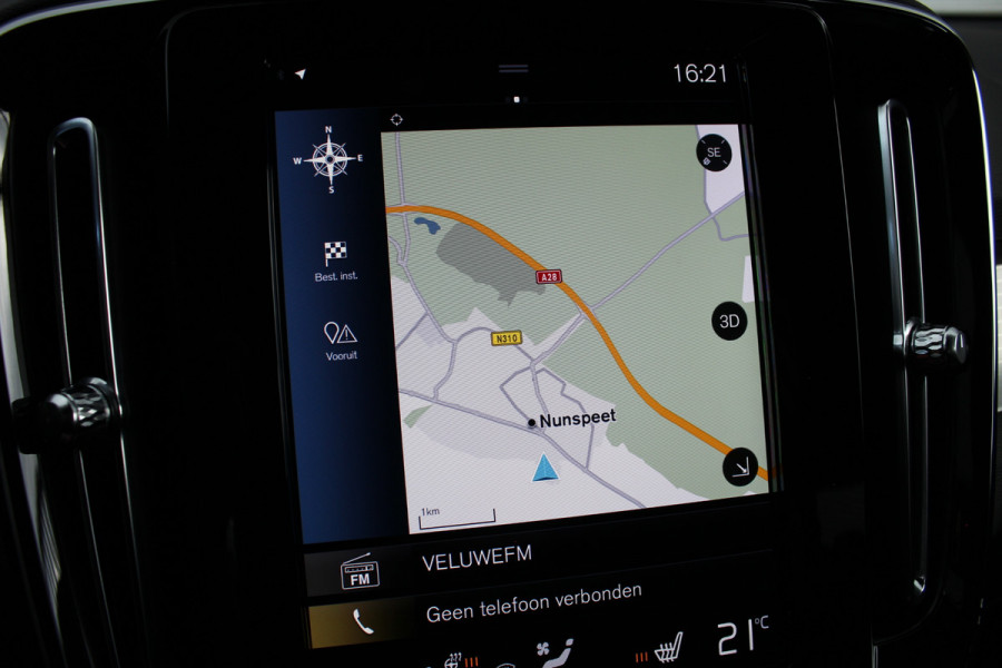 Volvo XC40 1.5 T4 Plug-in hybrid Plus Dark | Trekhaak | H/K | Pilot Assist | Memory | Navigatie | 360 Camera