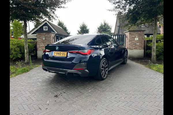 BMW i4 eDrive40 84 kWh 250KW | M-Pakket | 19 Inch | NL-Auto |