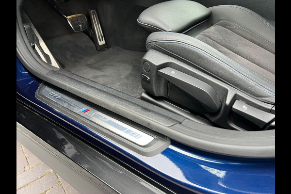 BMW i4 eDrive40 84 kWh 250KW | M-Pakket | 19 Inch | NL-Auto |