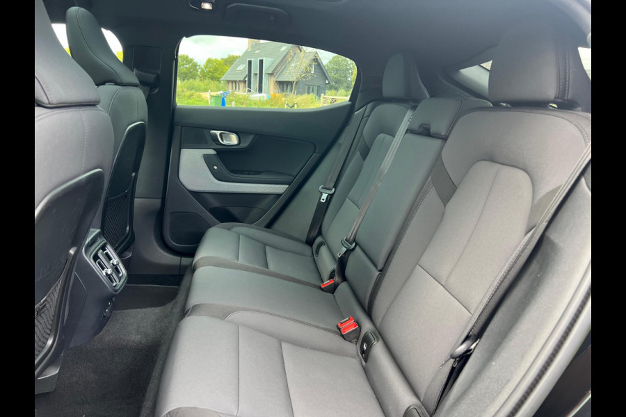 Polestar 2 Long Range Dual Motor Launch Edition 78kWh 408PK | Panoramadak |  Camera | Apple Carplay |