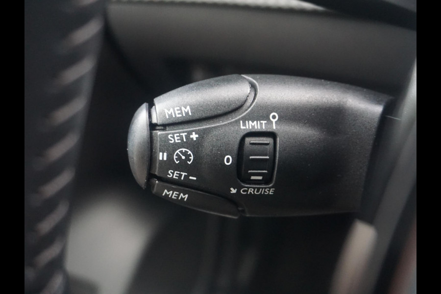 Peugeot e-208 EV Allure Pack 50 kWh