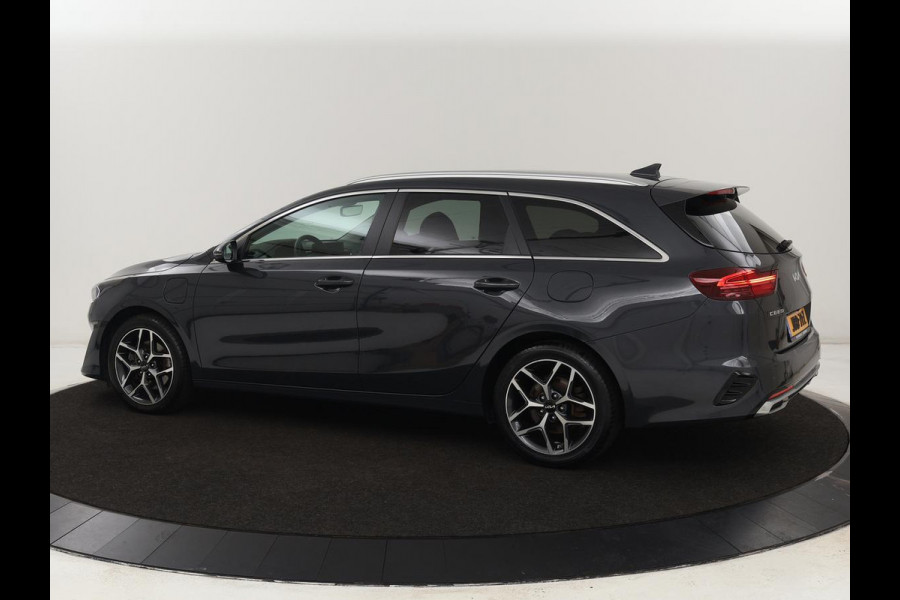Kia Ceed Sportswagon 1.6 GDI PHEV ExecutiveLine | Automaat | Camera | Cruise control | Climate control | LMV 17 inch | LED | Stuurverwarming | Stoelverwarming | Lane assist | Navigatie