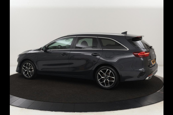 Kia Ceed Sportswagon 1.6 GDI PHEV ExecutiveLine | Automaat | Camera | Cruise control | Climate control | LMV 17 inch | LED | Stuurverwarming | Stoelverwarming | Lane assist | Navigatie