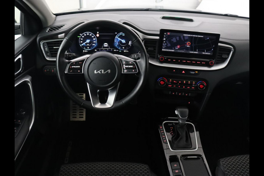 Kia Ceed Sportswagon 1.6 GDI PHEV ExecutiveLine | Automaat | Camera | Cruise control | Climate control | LMV 17 inch | LED | Stuurverwarming | Stoelverwarming | Lane assist | Navigatie