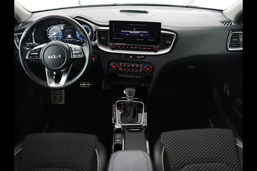 Kia Ceed Sportswagon 1.6 GDI PHEV ExecutiveLine | Automaat | Camera | Cruise control | Climate control | LMV 17 inch | LED | Stuurverwarming | Stoelverwarming | Lane assist | Navigatie
