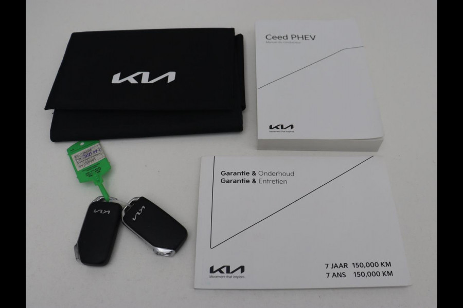 Kia Ceed Sportswagon 1.6 GDI PHEV ExecutiveLine | Automaat | Camera | Cruise control | Climate control | LMV 17 inch | LED | Stuurverwarming | Stoelverwarming | Lane assist | Navigatie