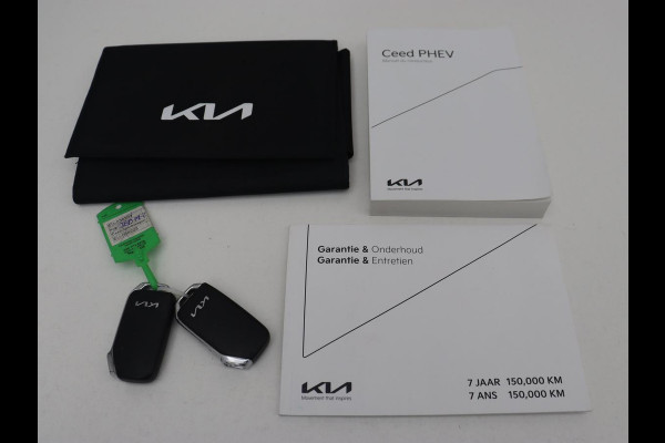 Kia Ceed Sportswagon 1.6 GDI PHEV ExecutiveLine | Automaat | Camera | Cruise control | Climate control | LMV 17 inch | LED | Stuurverwarming | Stoelverwarming | Lane assist | Navigatie