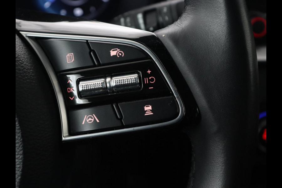 Kia Ceed Sportswagon 1.6 GDI PHEV ExecutiveLine | Automaat | Camera | Cruise control | Climate control | LMV 17 inch | LED | Stuurverwarming | Stoelverwarming | Lane assist | Navigatie