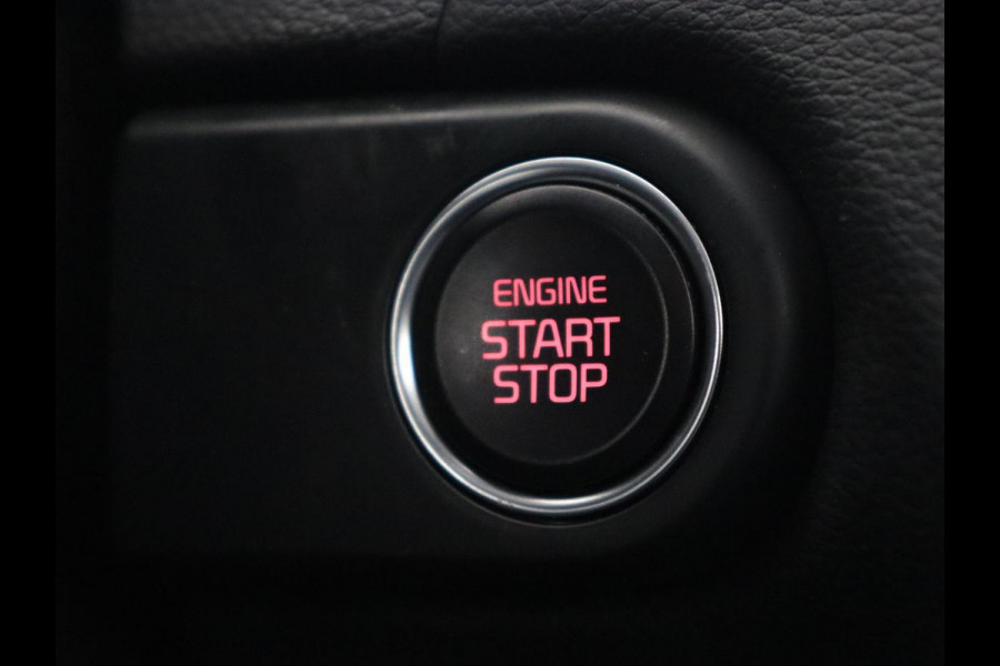 Kia Ceed Sportswagon 1.6 GDI PHEV ExecutiveLine | Automaat | Camera | Cruise control | Climate control | LMV 17 inch | LED | Stuurverwarming | Stoelverwarming | Lane assist | Navigatie