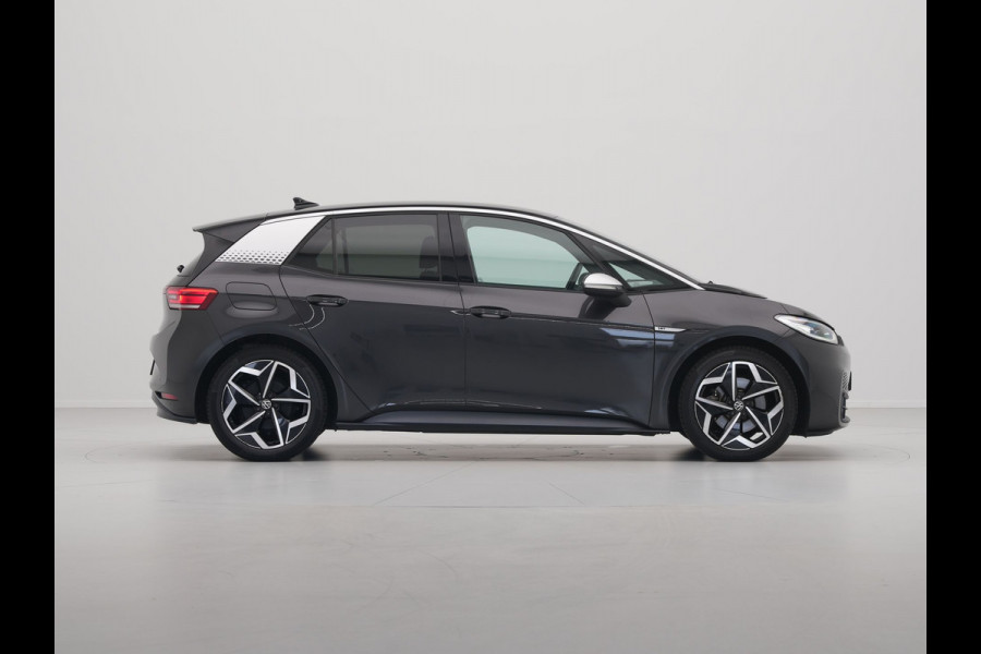 Volkswagen ID.3 First Plus 58 kWh Navigatie Carplay stoel/stuurverwarming Camera Acc  10