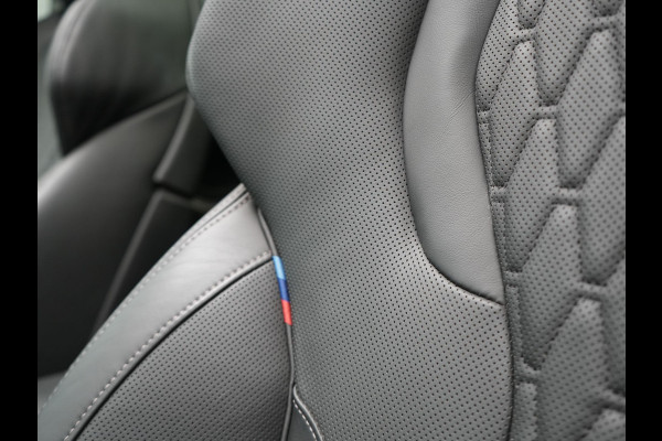 BMW X5 xDrive50e M Sport PRO Plug In Hybrid 490pk PHEV | Panodak | Trekhaak af Fabriek | Lederen Competition Stoelen Memory & Ventilatie | 360 Camera | 22"L.M | Head Up | Harman Kardon | Widescreen Navi |