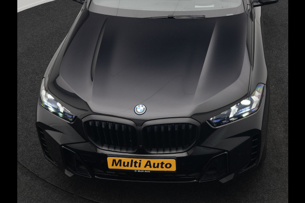 BMW X5 xDrive50e M Sport PRO Plug In Hybrid 490pk PHEV | Panodak | Trekhaak af Fabriek | Lederen Competition Stoelen Memory & Ventilatie | 360 Camera | 22"L.M | Head Up | Harman Kardon | Widescreen Navi |