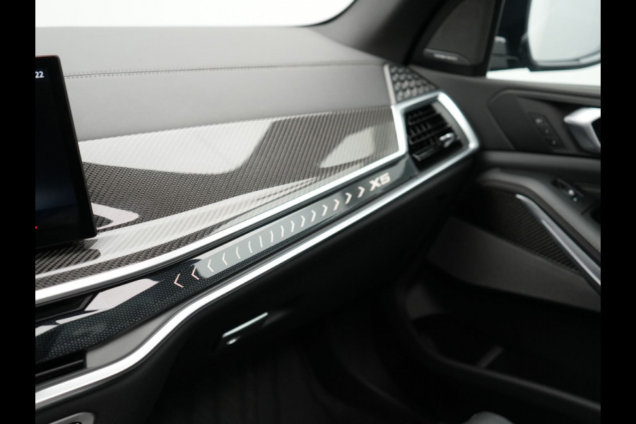 BMW X5 xDrive50e M Sport PRO Plug In Hybrid 490pk PHEV | Panodak | Trekhaak af Fabriek | Lederen Competition Stoelen Memory & Ventilatie | 360 Camera | 22"L.M | Head Up | Harman Kardon | Widescreen Navi |