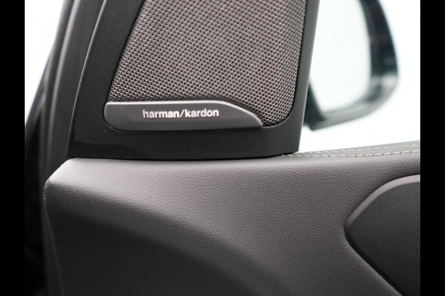 BMW X5 xDrive50e M Sport PRO Plug In Hybrid 490pk PHEV | Panodak | Trekhaak af Fabriek | Lederen Competition Stoelen Memory & Ventilatie | 360 Camera | 22"L.M | Head Up | Harman Kardon | Widescreen Navi |