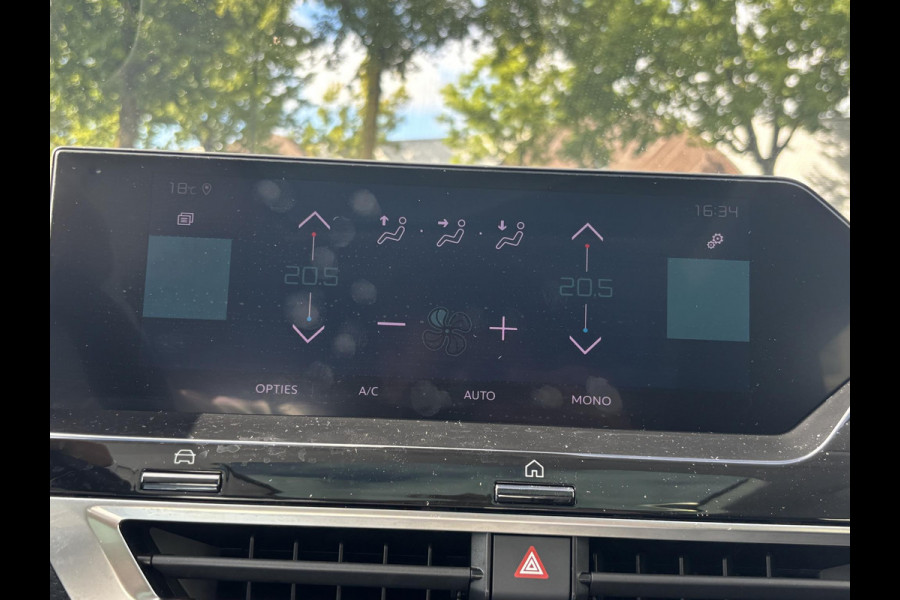 Citroën Ë-C4 Shine 50 kWh VAN: 19.400,- VOOR: 17.770,- UW HERFSTVOORDEEL: 1.630,- EURO | ORIG.NL AUTO | DEALER ONDERHOUDEN | RIJKLAARPRIJS INCL. 12MND BOVAG | LEDERPAKKET MET ELECTR STOEL |