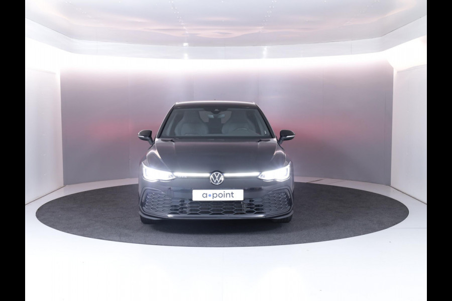 Volkswagen Golf 1.4 eHybrid GTE 245 pk Automaat (DSG) | Navigatie | Trekhaak (afneembaar) | Parkeersensoren | Achteruitrijcamera | Matrix LED koplampen | Stoelverwarming |