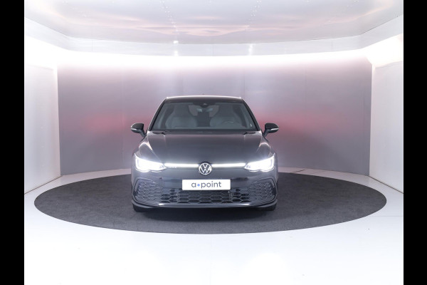 Volkswagen Golf 1.4 eHybrid GTE 245 pk Automaat (DSG) | Navigatie | Trekhaak (afneembaar) | Parkeersensoren | Achteruitrijcamera | Matrix LED koplampen | Stoelverwarming |