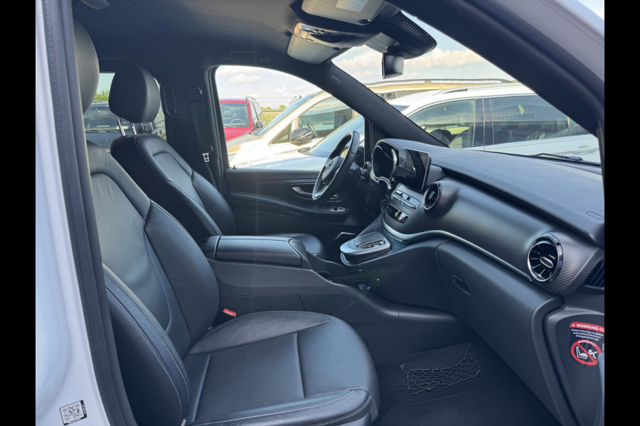 Mercedes-Benz V-Klasse 300d Lang DC Avantgarde AMG / Trekhaak / 360Camera / Leder / Burmester / Koelbox / Stoelventilatie + verwarming / 19'' / DAB / Dodehoek / Cruise Control