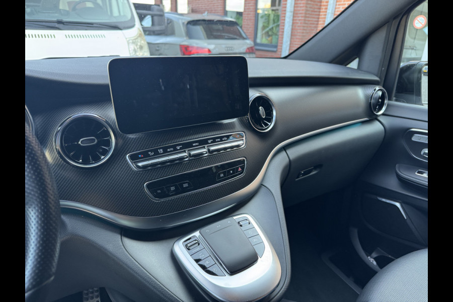 Mercedes-Benz V-Klasse 300d Lang DC Avantgarde AMG / Trekhaak / 360Camera / Leder / Burmester / Koelbox / Stoelventilatie + verwarming / 19'' / DAB / Dodehoek / Cruise Control