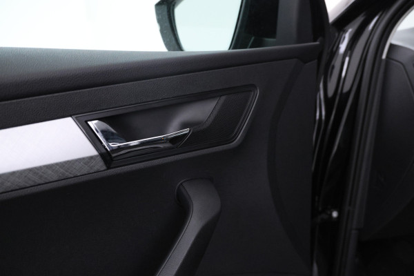 Škoda Karoq 1.0 TSI Ambition Nw. Model, Navigatie, Climate,