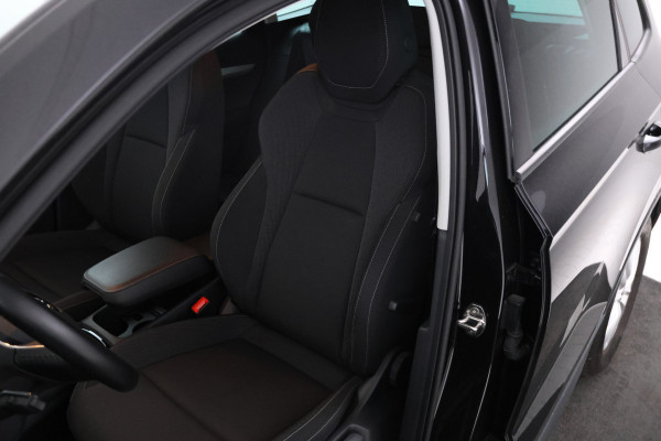 Škoda Karoq 1.0 TSI Ambition Nw. Model, Navigatie, Climate,