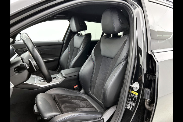 BMW 3 Serie Touring 330i M-SPORT Business Edition Plus(Dealer OnderH, Navi, Camera, Lane Assist, Active Cruise, PDC V+A Etc) BMW 3 Serie Touring 330i M-SPORT Business Edition Plus(Dealer OnderH, Navi, Camera, Lane Assist, Active Cruise, PDC V+A Etc)