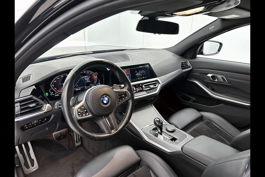 BMW 3 Serie Touring 330i M-SPORT Business Edition Plus(Dealer OnderH, Navi, Camera, Lane Assist, Active Cruise, PDC V+A Etc) BMW 3 Serie Touring 330i M-SPORT Business Edition Plus(Dealer OnderH, Navi, Camera, Lane Assist, Active Cruise, PDC V+A Etc)