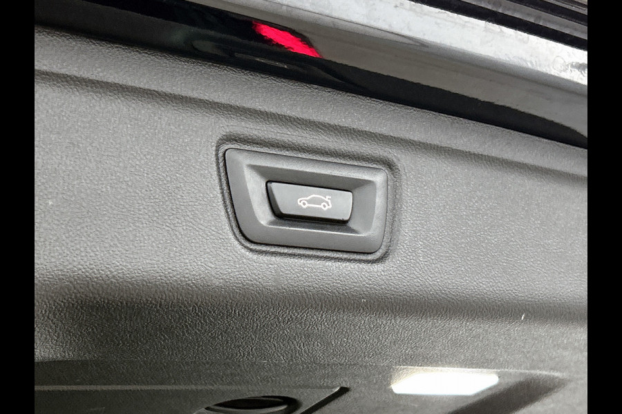 BMW 3 Serie Touring 330i M-SPORT Business Edition Plus(Dealer OnderH, Navi, Camera, Lane Assist, Active Cruise, PDC V+A Etc) BMW 3 Serie Touring 330i M-SPORT Business Edition Plus(Dealer OnderH, Navi, Camera, Lane Assist, Active Cruise, PDC V+A Etc)