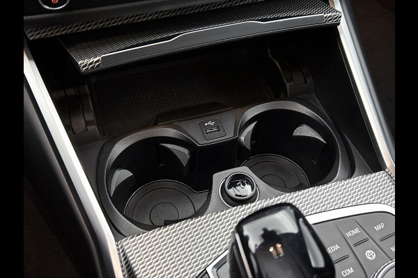 BMW 3 Serie Touring 330i M-SPORT Business Edition Plus(Dealer OnderH, Navi, Camera, Lane Assist, Active Cruise, PDC V+A Etc) BMW 3 Serie Touring 330i M-SPORT Business Edition Plus(Dealer OnderH, Navi, Camera, Lane Assist, Active Cruise, PDC V+A Etc)