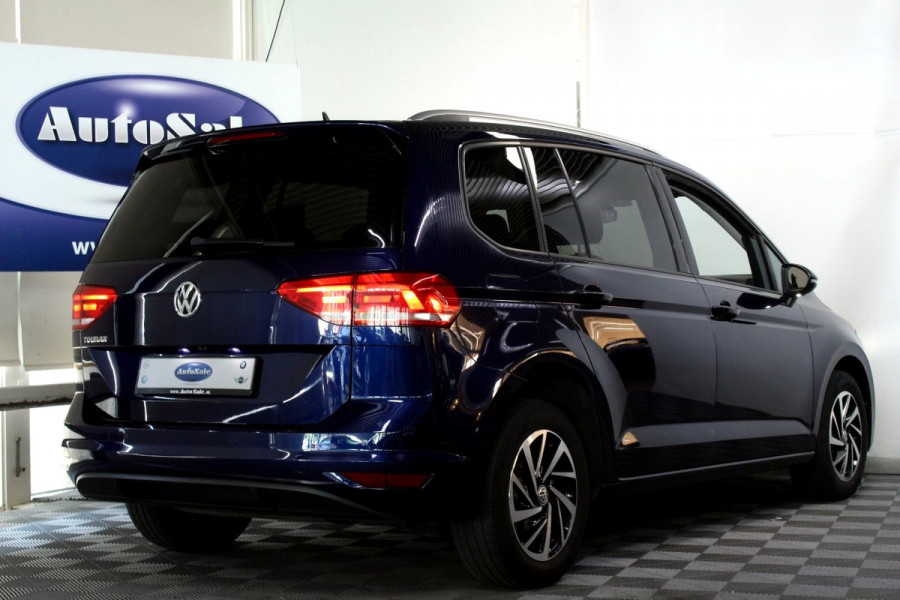 Volkswagen Touran 1.5 TSI DSG Highline 7p 1eEIG! ACC CARPLAY DAB CAMERA '19