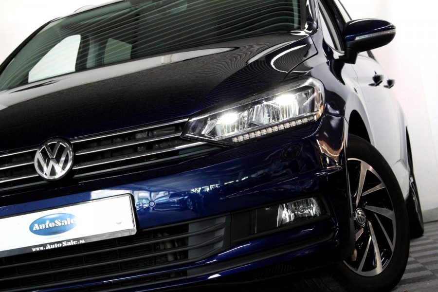 Volkswagen Touran 1.5 TSI DSG Highline 7p 1eEIG! ACC CARPLAY DAB CAMERA '19