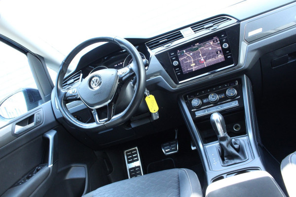 Volkswagen Touran 1.5 TSI DSG Highline 7p 1eEIG! ACC CARPLAY DAB CAMERA '19