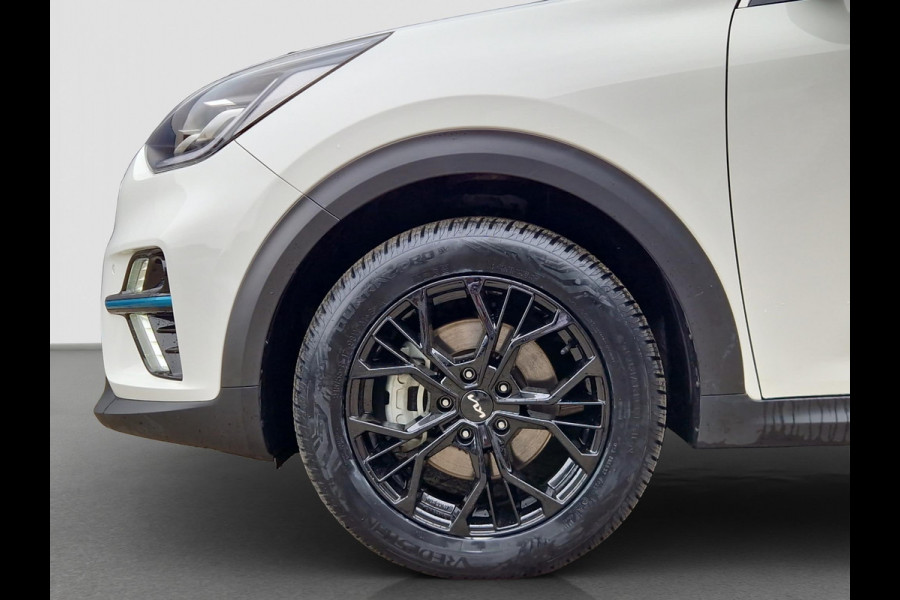 Kia e-Niro ExecutiveLine 64 kWh | 1e Eigenaar | Open Dak | LED | RMC Trekhaak | JBL | Stoelventilatie | Kia e-Niro ExecutiveLine 64 kWh | 1e Eigenaar | Open Dak | LED | RMC Trekhaak | JBL | Stoelventilatie |
